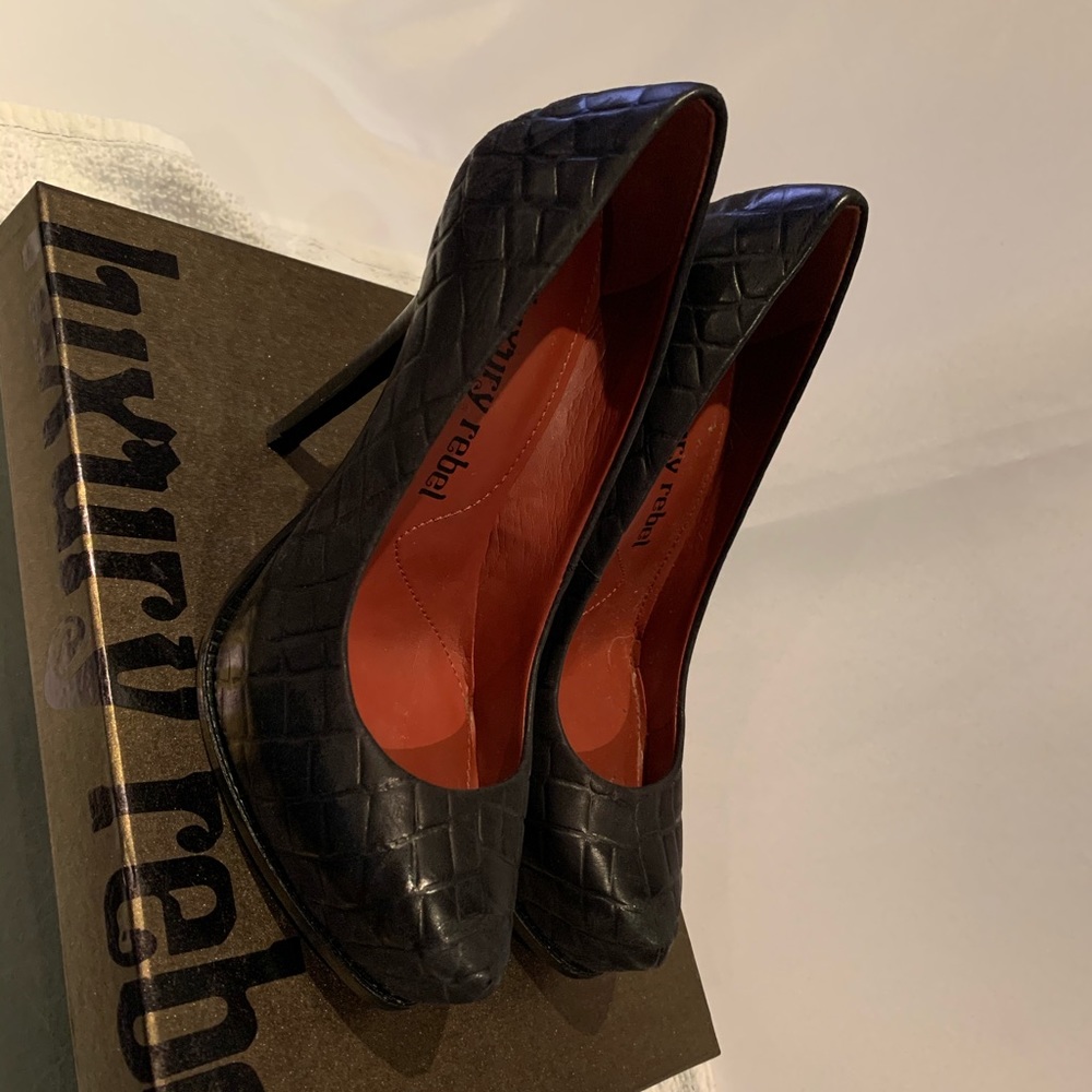 Black platform Shoes